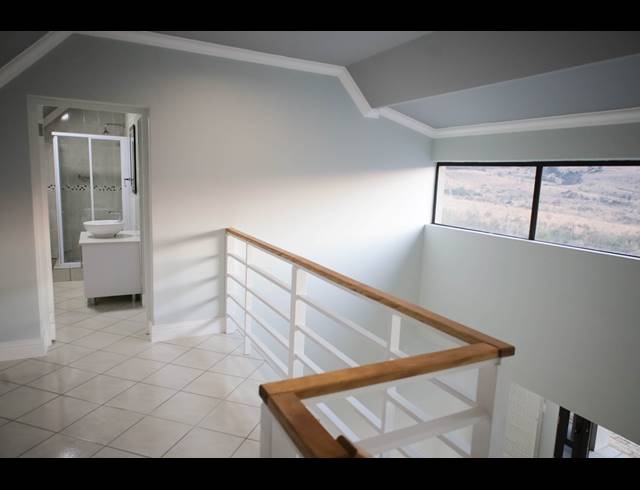 4 BEDROOM HOUSE FOR SALE IN VULINTABA COUNTRY ESTATE